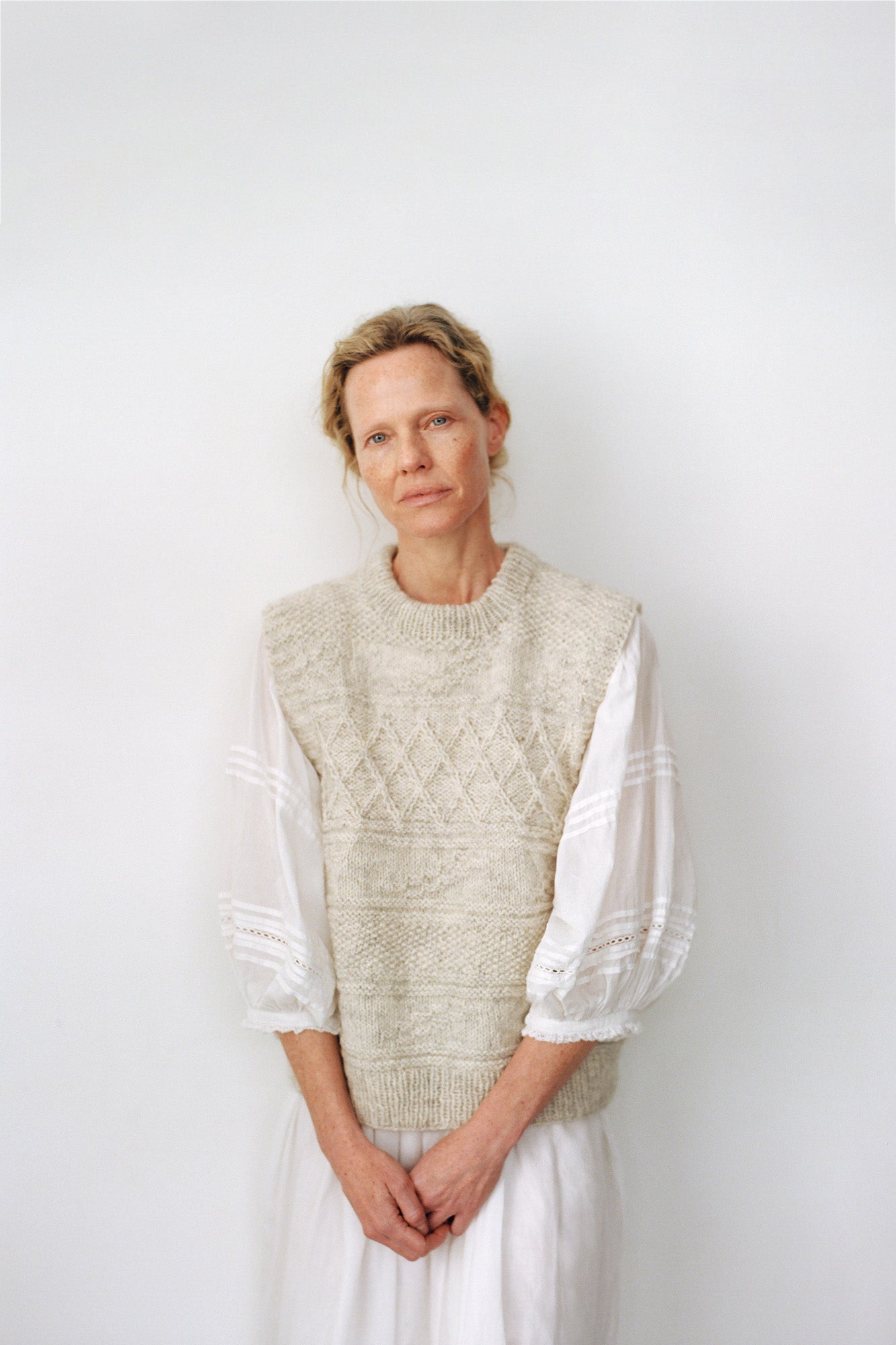 Noah Vest Knitting Pattern – Skall Studio ENG