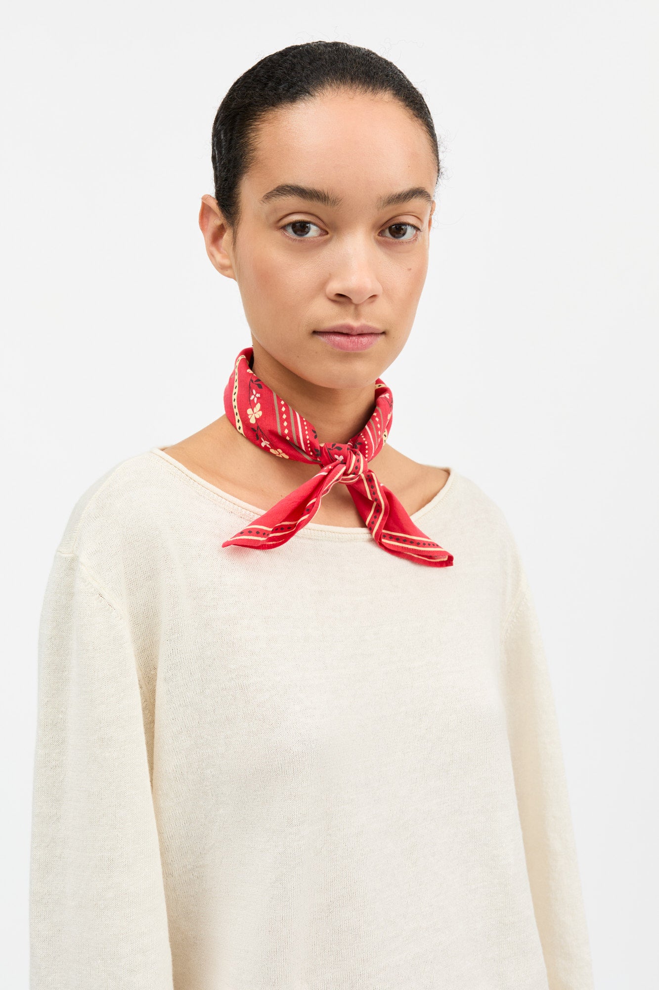 Skall floral scarf 55x55 - Red – Skall Studio ENG