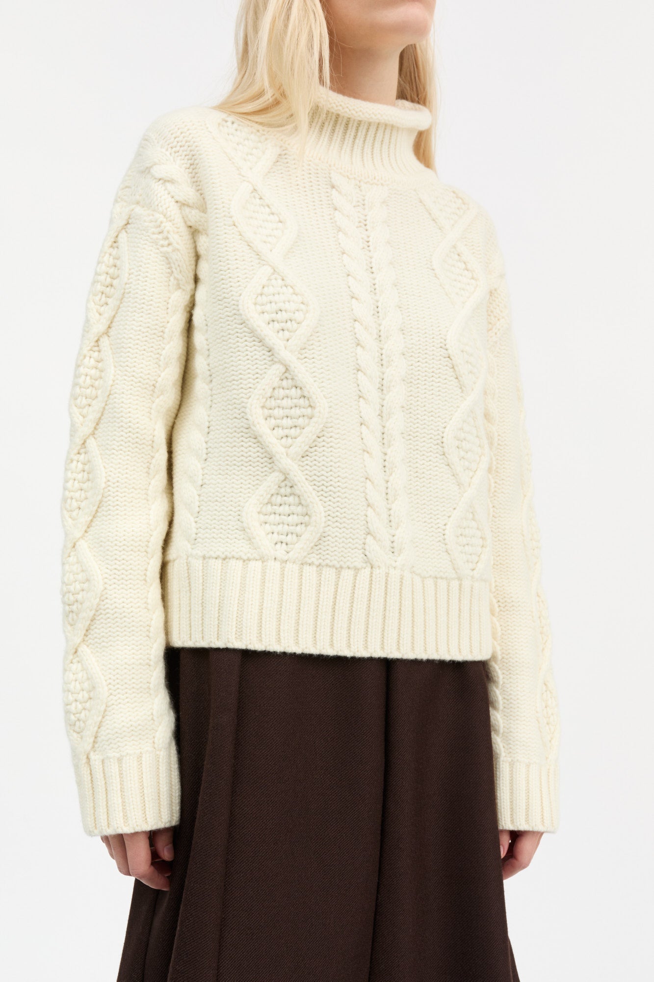 Skall Studio White sun O-neck jumper Jumper Ecru