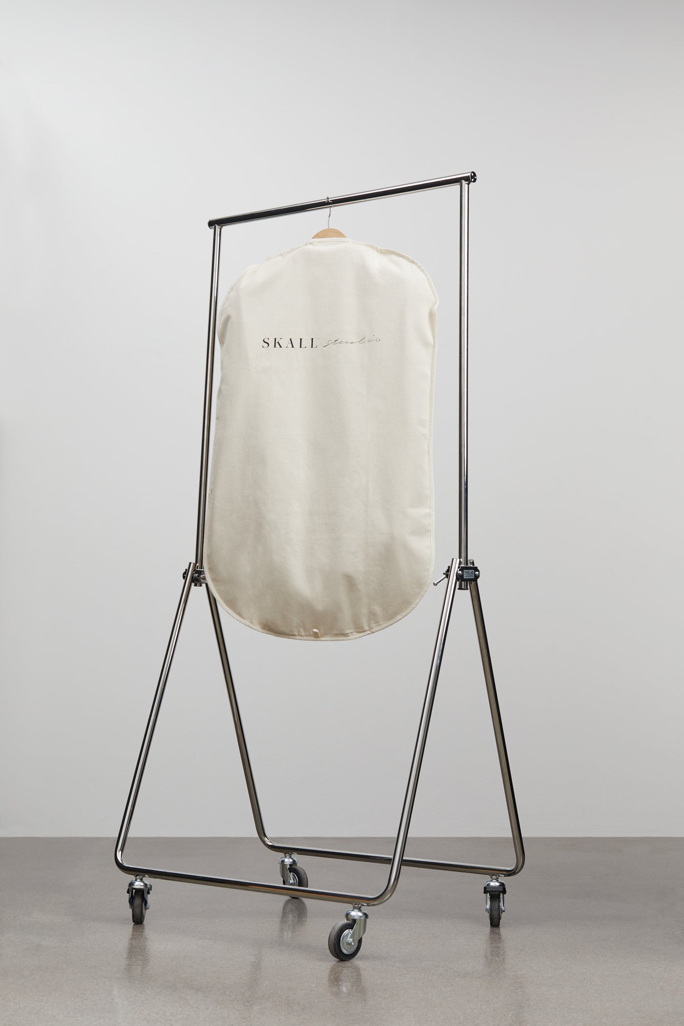 Skall Studio Skall suiting bag small Bag Natural